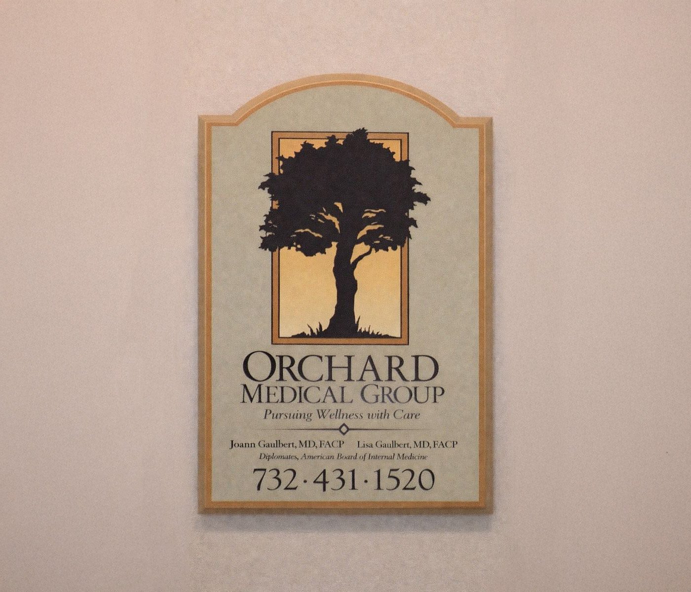 High-resolution vinyl printed storefront and window signage by Frenchtown Signs
